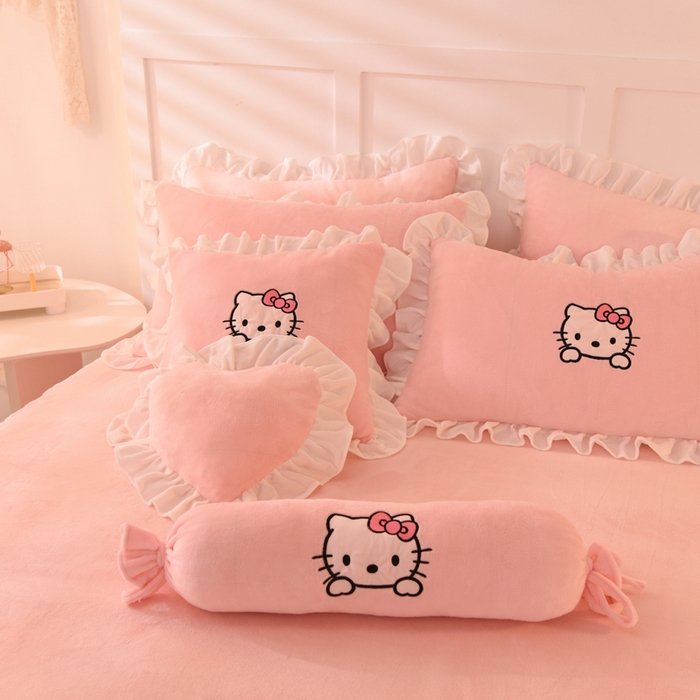 91家纺网 家纺一手货源 找家纺 绒世界 2025新款高端牛奶绒卡通刺绣牛奶绒四件套 kiss猫-粉