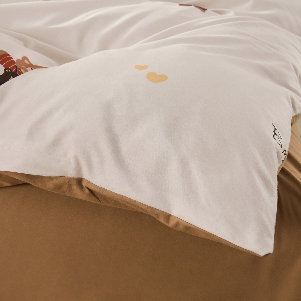 91家纺网 家纺一手货源 找家纺 金昱纺 2025新款法式加厚全棉纯棉磨毛四件套 口袋熊