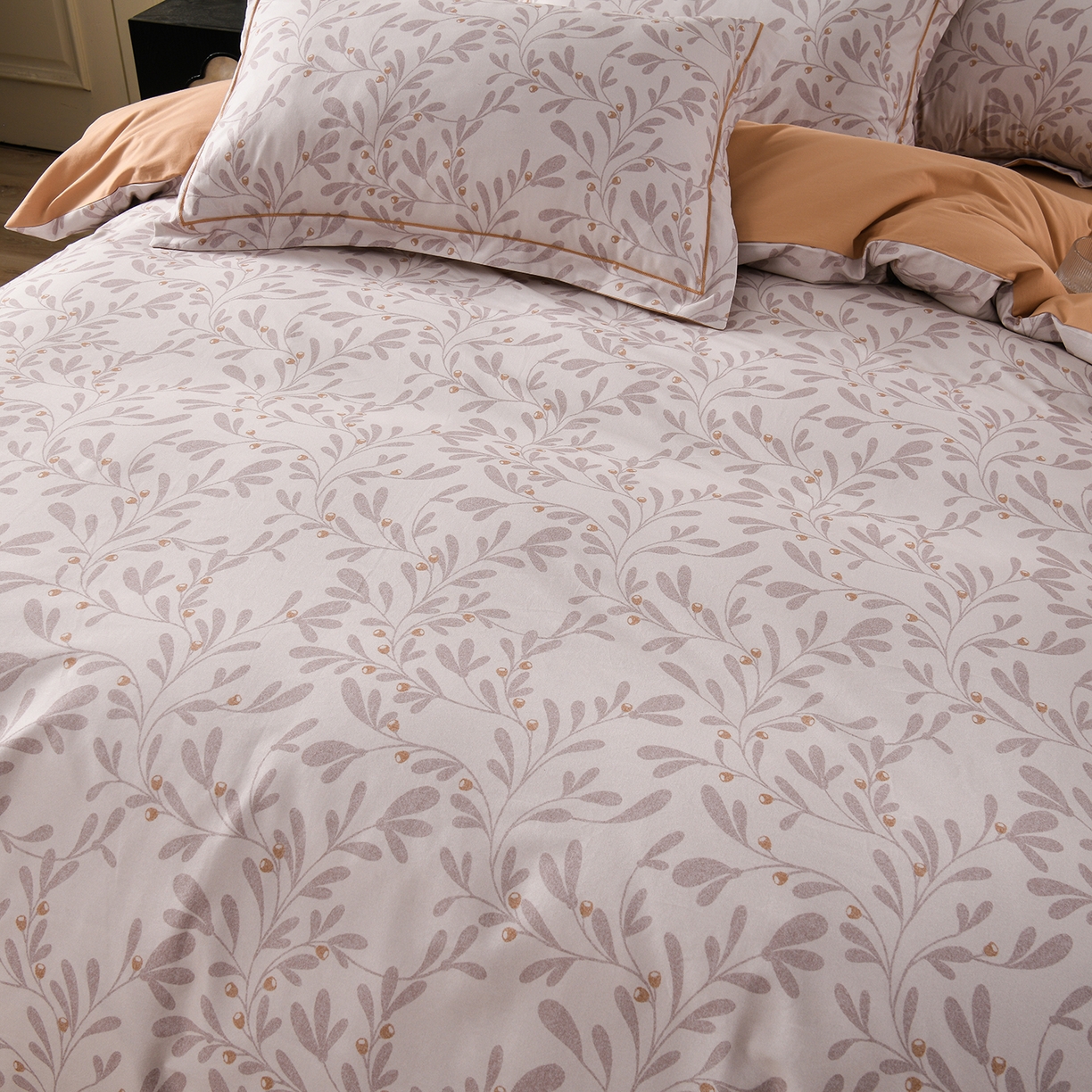 91家纺网 家纺一手货源 找家纺 金昱纺 2025新款法式加厚全棉纯棉磨毛四件套 美娜-咖