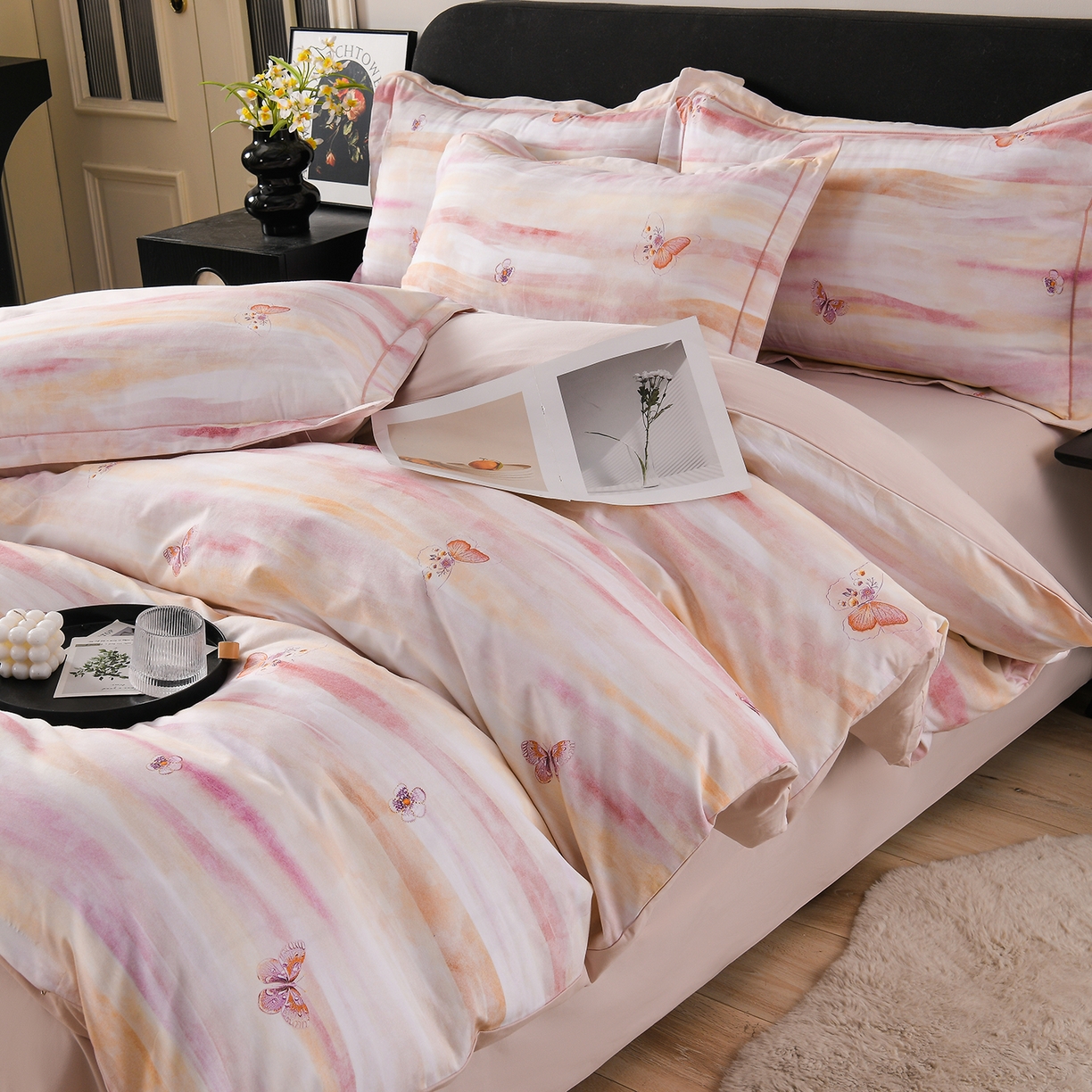 91家纺网 家纺一手货源 找家纺 金昱纺 2025新款法式加厚全棉纯棉磨毛四件套 星河蝶影-粉