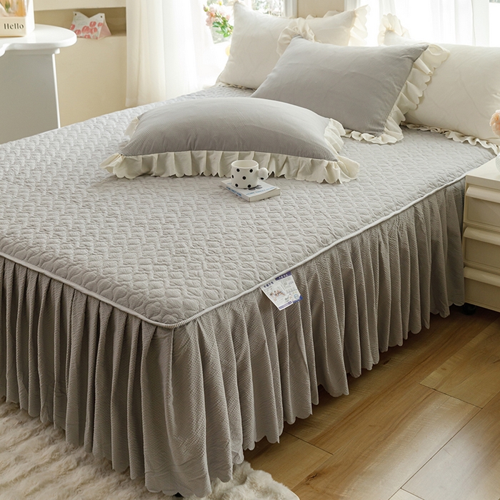 91家纺网 家纺一手货源 找家纺 （总）绒世界 2025新款四季款夹棉泡泡纱床裙床笠被套四件套系列