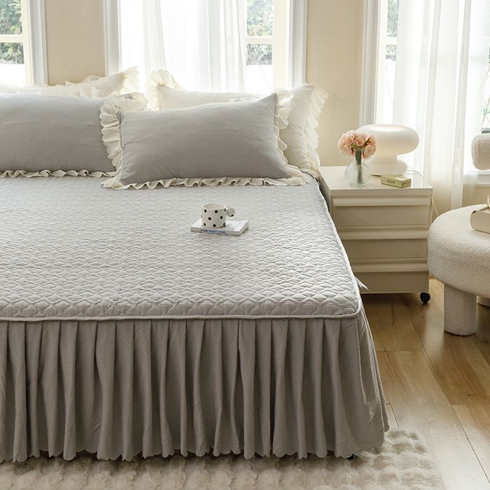 91家纺网 家纺一手货源 找家纺 （总）绒世界 2025新款四季款夹棉泡泡纱床裙床笠被套四件套系列