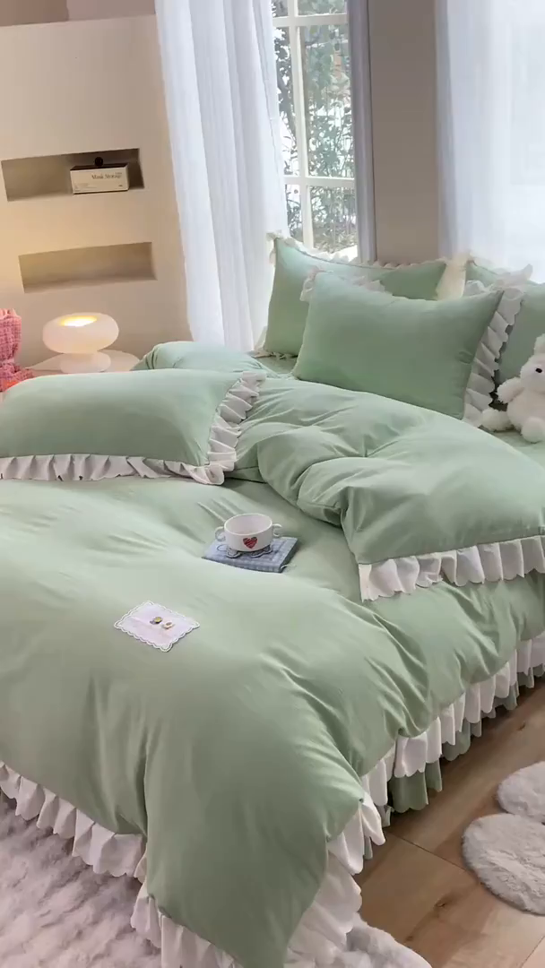 91家纺网 家纺一手货源 找家纺 绒世界 2025新款四季款夹棉泡泡纱床裙床笠被套四件套系列 豆绿