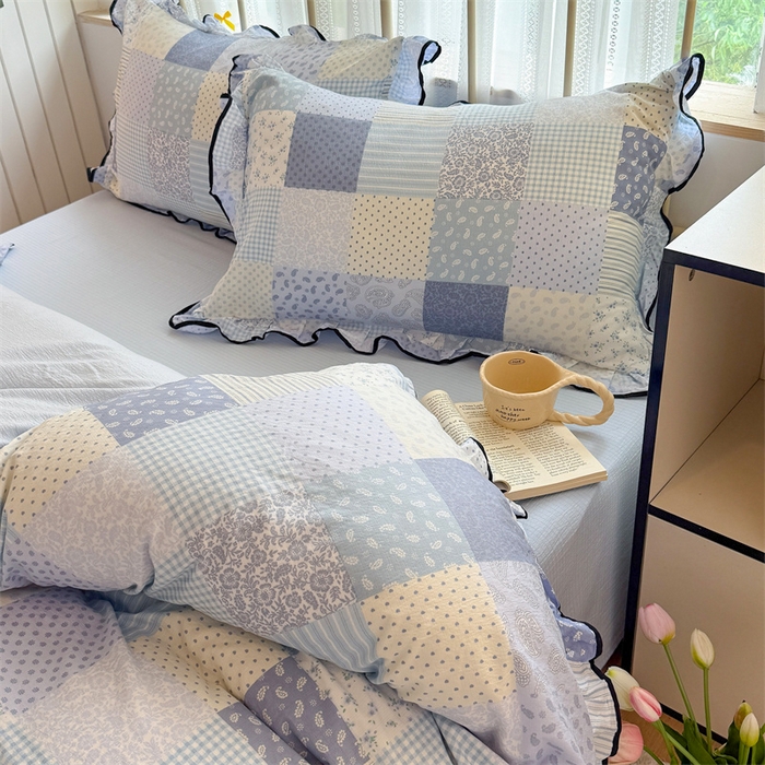 91家纺网 家纺一手货源 找家纺 森璐家纺 2025新款云感皱皱双层纱黑色包边四件套 黑边-半亩花田