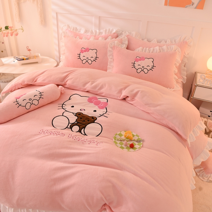 91家纺网 家纺一手货源 找家纺 丝印良品 2025新款高端牛奶绒卡通刺绣牛奶绒四件套 可爱猫-粉