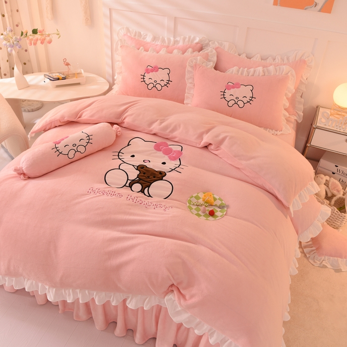 91家纺网 家纺一手货源 找家纺 丝印良品 2025新款高端牛奶绒卡通刺绣牛奶绒四件套 可爱猫-粉