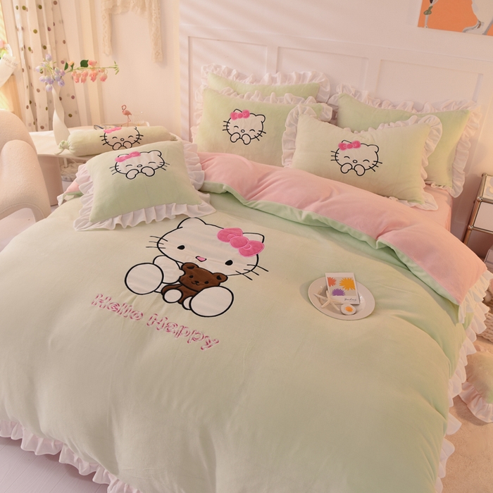 91家纺网 家纺一手货源 找家纺 丝印良品 2025新款高端牛奶绒卡通刺绣牛奶绒四件套 可爱猫-抹茶拼粉