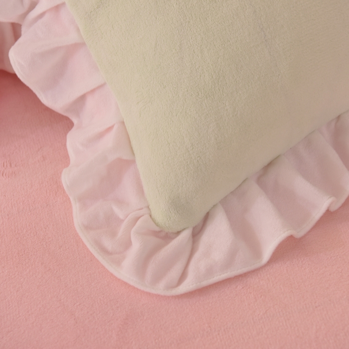 91家纺网 家纺一手货源 找家纺 丝印良品 2025新款高端牛奶绒卡通刺绣牛奶绒四件套 kiss猫-抹茶拼粉