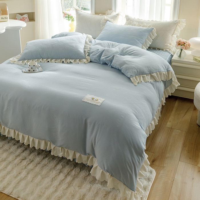 91家纺网 家纺一手货源 找家纺 丝印良品 2025新款四季款夹棉泡泡纱床裙床笠被套四件套系列 慕蓝