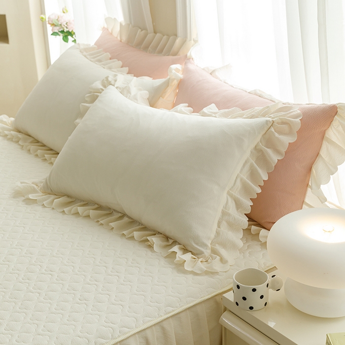 91家纺网 家纺一手货源 找家纺 丝印良品 2025新款四季款夹棉泡泡纱床裙床笠被套四件套系列 米白