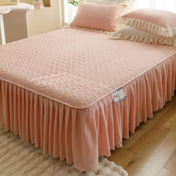 91家纺网 家纺一手货源 找家纺 丝印良品 2025新款四季款夹棉泡泡纱床裙床笠被套四件套系列 玉色