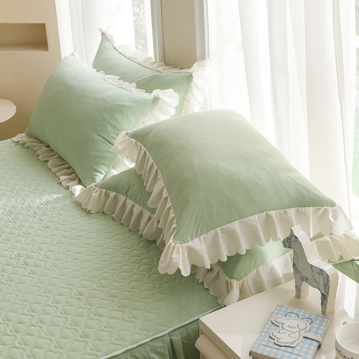 91家纺网 家纺一手货源 找家纺 丝印良品 2025新款四季款夹棉泡泡纱床裙床笠被套四件套系列 豆绿