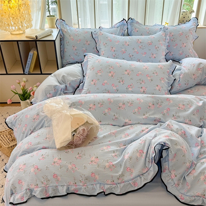 91家纺网 家纺一手货源 找家纺 森璐家纺 2025新款云感皱皱双层纱黑色包边四件套 黑边-蓝溪