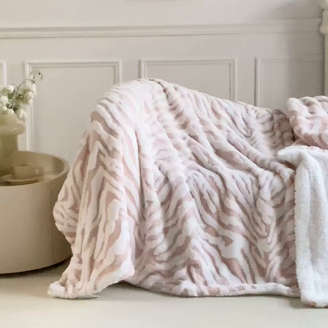 91家纺网 家纺一手货源 找家纺 （总）缘生活 2025新款阳离子斑马纹羊羔绒毛毯