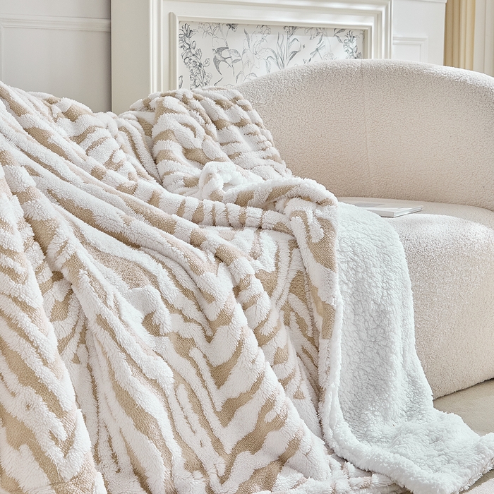 91家纺网 家纺一手货源 找家纺 （总）缘生活 2025新款阳离子斑马纹羊羔绒毛毯