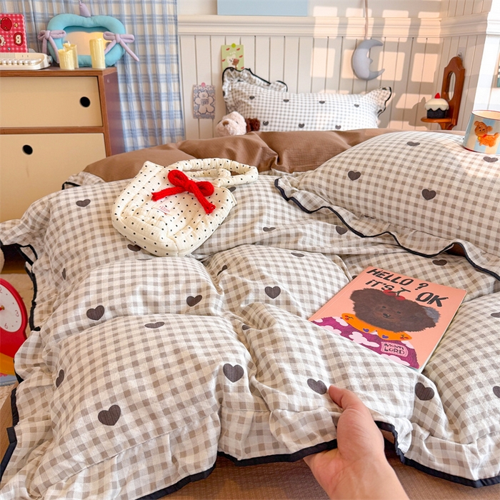 91家纺网 家纺一手货源 找家纺 森璐家纺 2025新款云感皱皱双层纱黑色包边四件套 黑边-心格