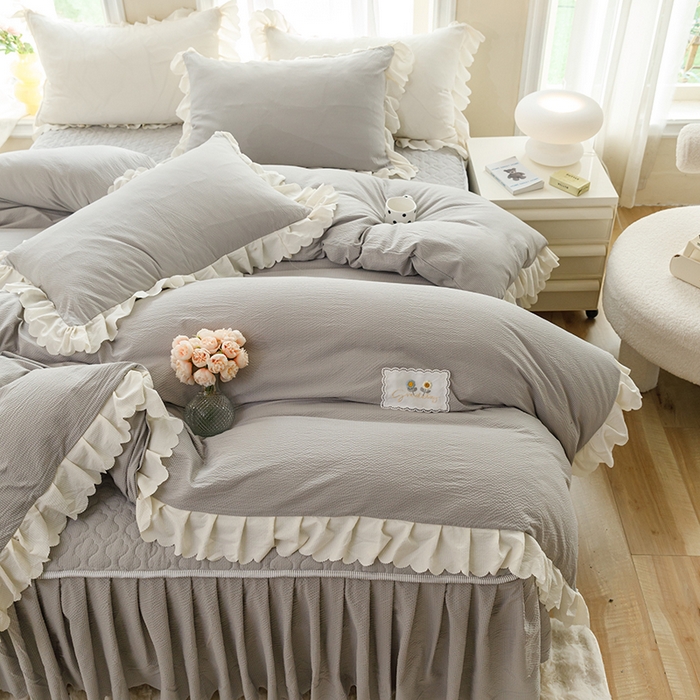 91家纺网 家纺一手货源 找家纺 （总）绒世界 2025新款四季款夹棉泡泡纱床裙床笠被套四件套系列