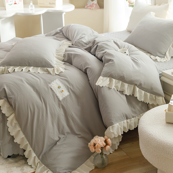 91家纺网 家纺一手货源 找家纺 （总）绒世界 2025新款四季款夹棉泡泡纱床裙床笠被套四件套系列