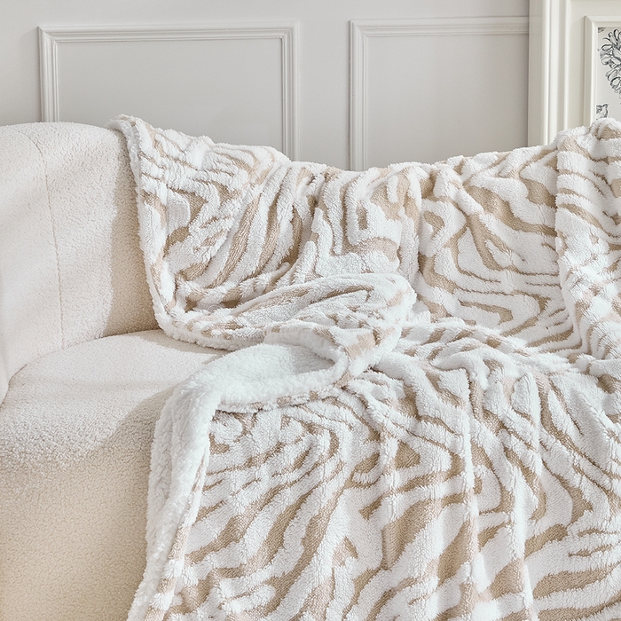 91家纺网 家纺一手货源 找家纺 缘生活 2025新款阳离子斑马纹羊羔绒毛毯 斑马纹绒毛毯-卡其