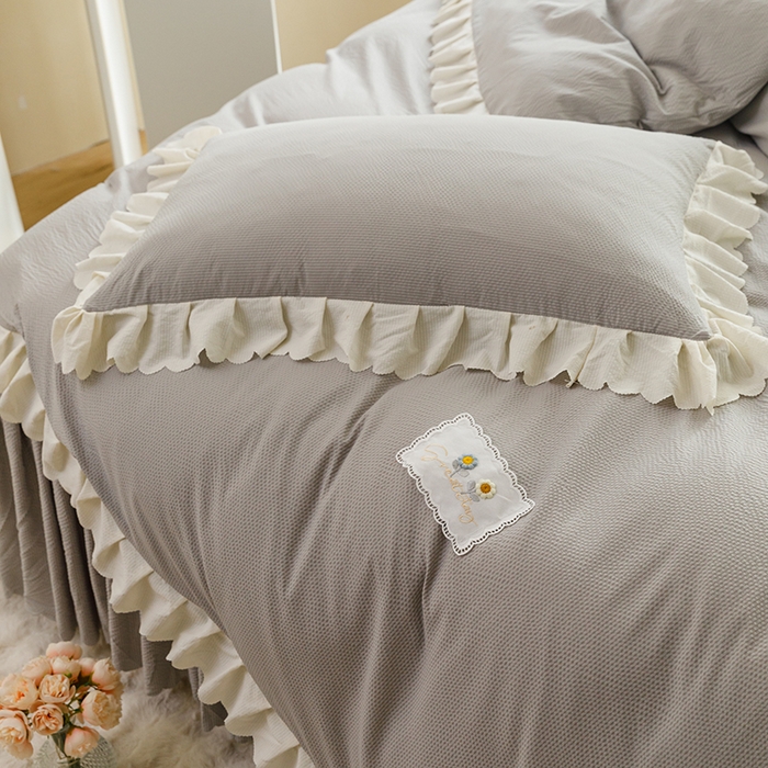 91家纺网 家纺一手货源 找家纺 （总）绒世界 2025新款四季款夹棉泡泡纱床裙床笠被套四件套系列