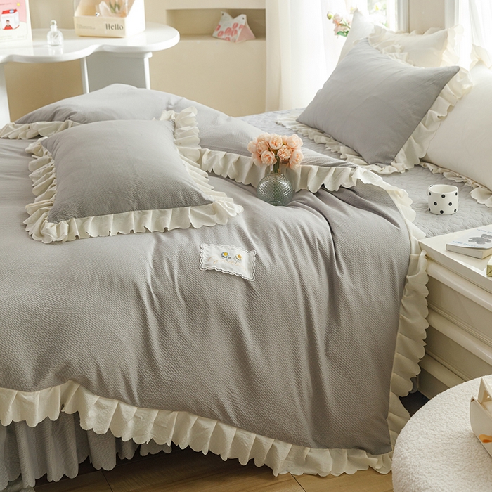 91家纺网 家纺一手货源 找家纺 （总）绒世界 2025新款四季款夹棉泡泡纱床裙床笠被套四件套系列