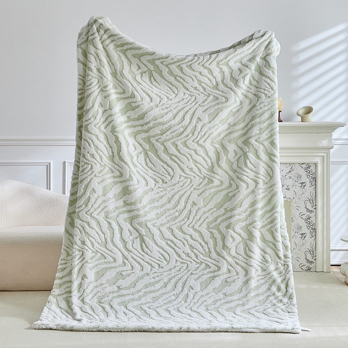 91家纺网 家纺一手货源 找家纺 缘生活 2025新款阳离子斑马纹羊羔绒毛毯 斑马纹绒毛毯-绿色