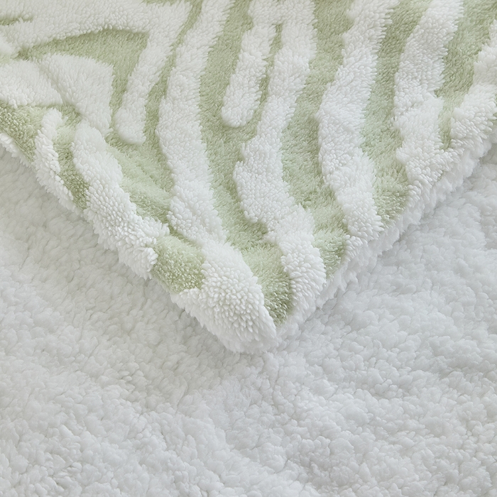 91家纺网 家纺一手货源 找家纺 缘生活 2025新款阳离子斑马纹羊羔绒毛毯 斑马纹绒毛毯-绿色