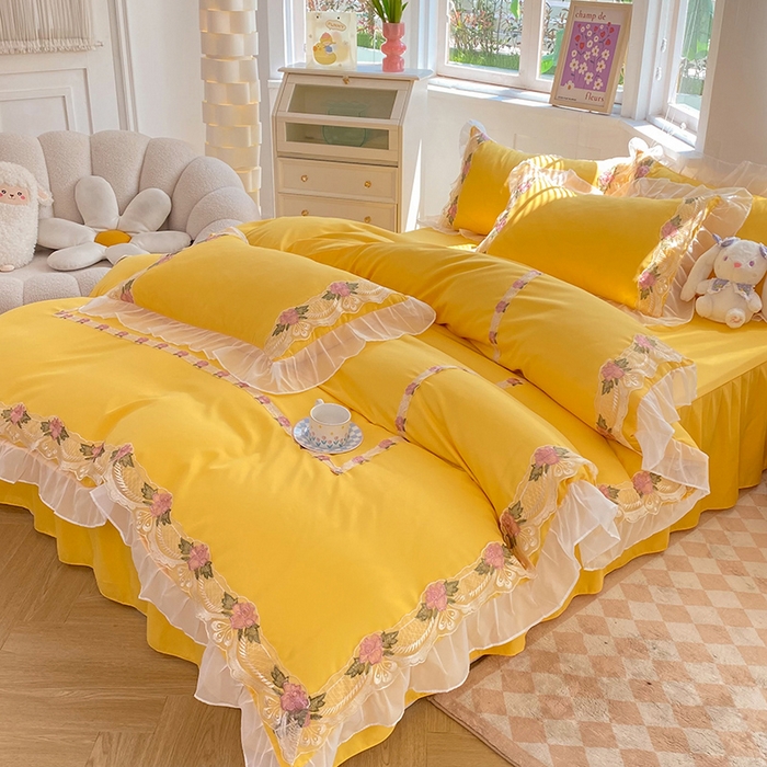 91家纺网 家纺一手货源 找家纺 后庭寝室 2025新款韩版雪纺磨毛蕾丝纯色床裙四件套-遇见公主 遇见公主-金黄