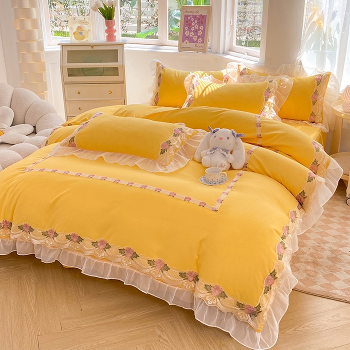 91家纺网 家纺一手货源 找家纺 后庭寝室 2025新款韩版雪纺磨毛蕾丝纯色床裙四件套-遇见公主 遇见公主-金黄