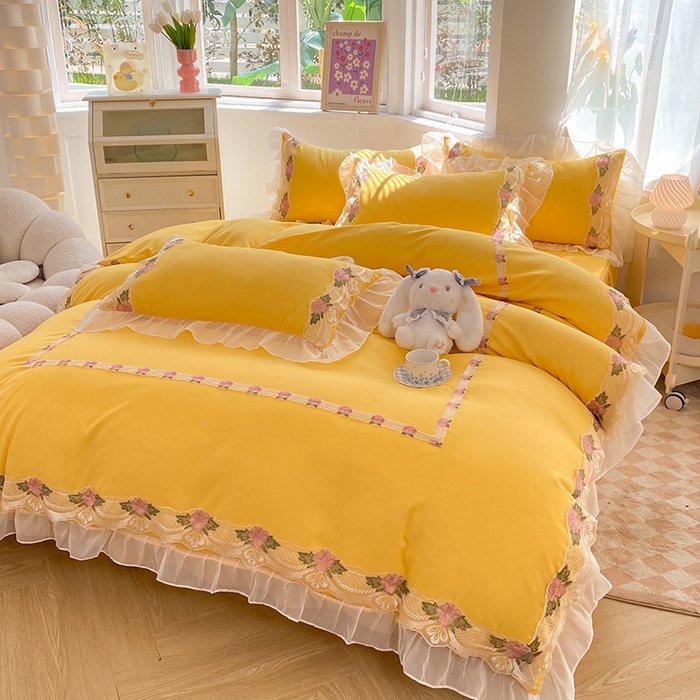 91家纺网 家纺一手货源 找家纺 后庭寝室 2025新款韩版雪纺磨毛蕾丝纯色床裙四件套-遇见公主 遇见公主-金黄