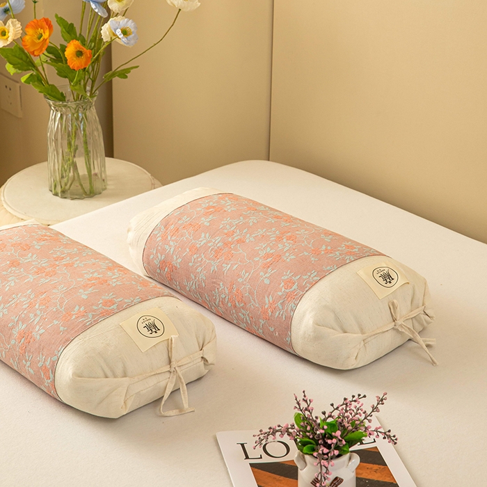 91家纺网 家纺一手货源 找家纺 梓依家纺 2025新款棉麻荞麦枕枕头枕芯 花影-红色