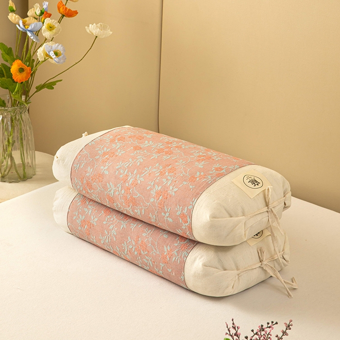 91家纺网 家纺一手货源 找家纺 梓依家纺 2025新款棉麻荞麦枕枕头枕芯 花影-红色