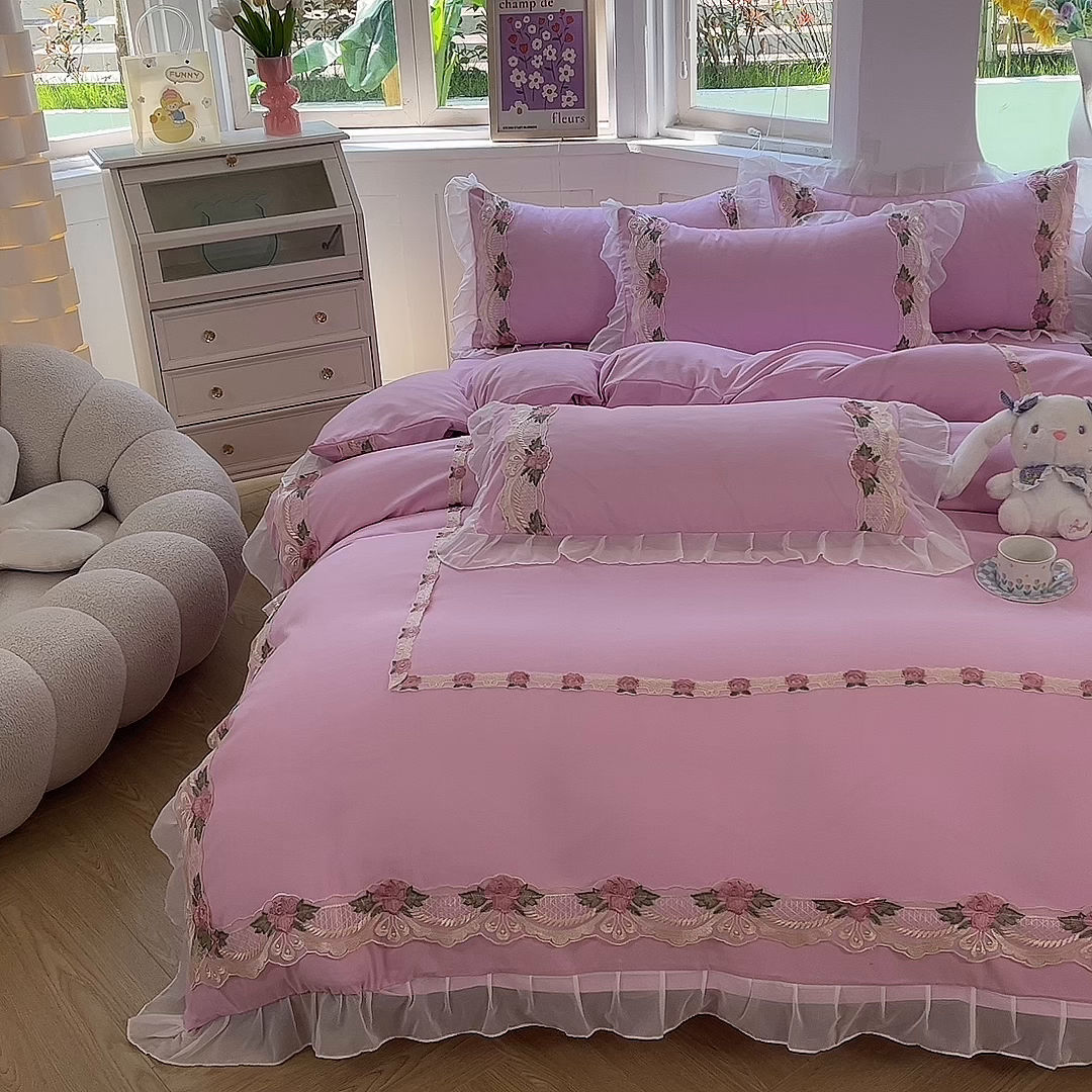 91家纺网 家纺一手货源 找家纺 后庭寝室 2025新款韩版雪纺磨毛蕾丝纯色床裙四件套-遇见公主 遇见公主-粉色