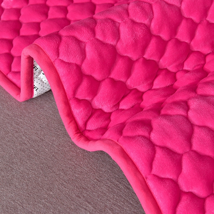 91家纺网 家纺一手货源 找家纺 索弗莱家纺 2025新款全消光牛奶绒床垫可水洗机洗床护垫 玫红