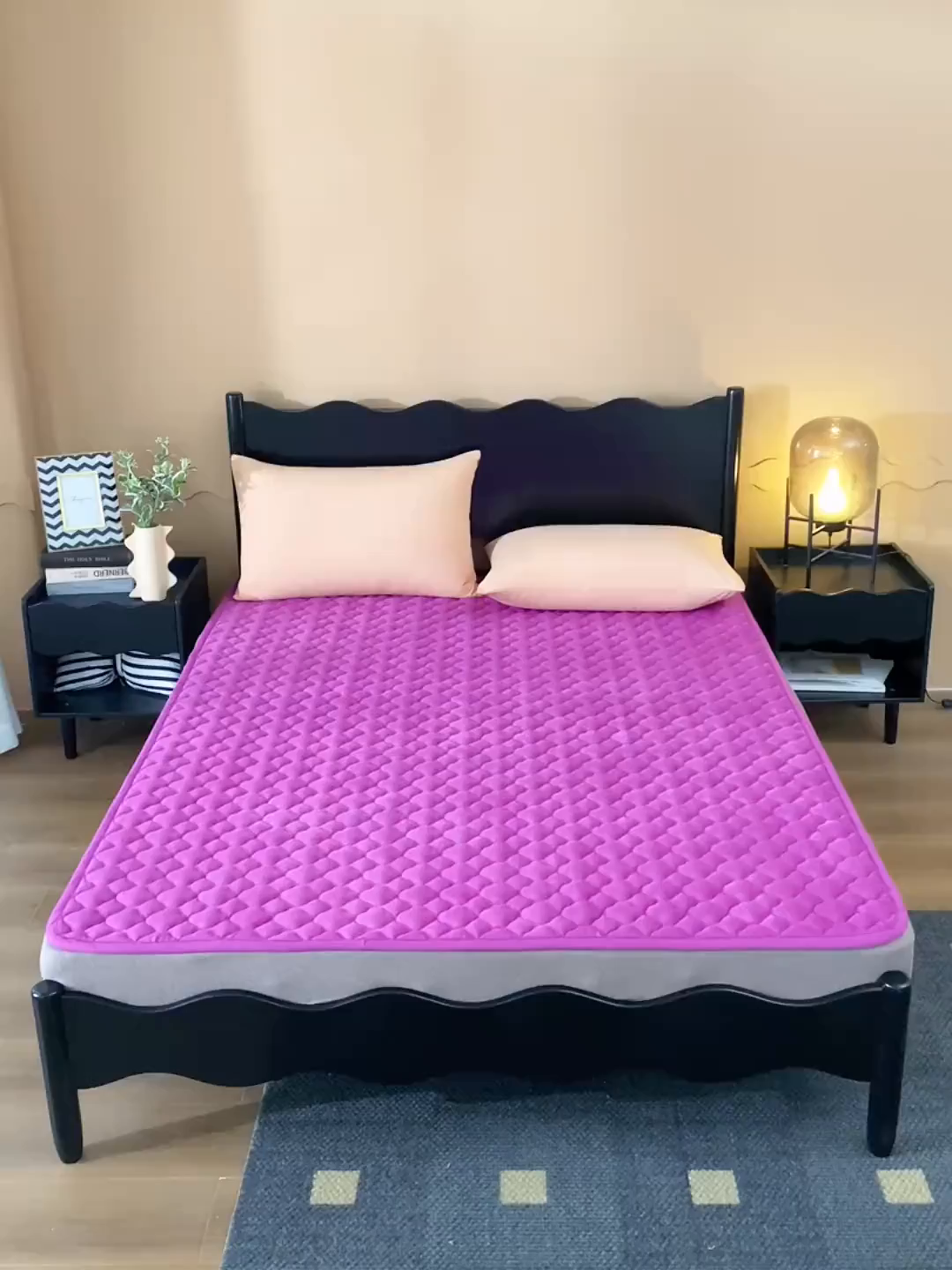 91家纺网 家纺一手货源 找家纺 索弗莱家纺 2025新款全消光牛奶绒床垫可水洗机洗床护垫 紫色