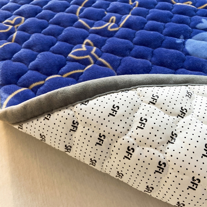 91家纺网 家纺一手货源 找家纺 索弗莱家纺 2025新款全消光牛奶绒床垫可水洗机洗床护垫 鲸鱼