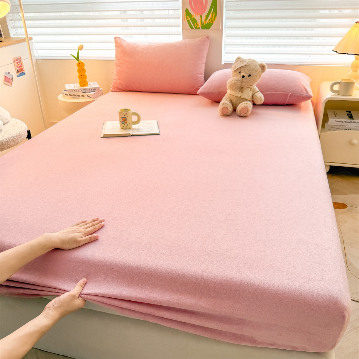 91家纺网 家纺一手货源 找家纺 雯豆家纺 2025新款单层高克重牛奶绒纯色床笠素色床垫保护套 牛奶绒单层床笠-格调粉