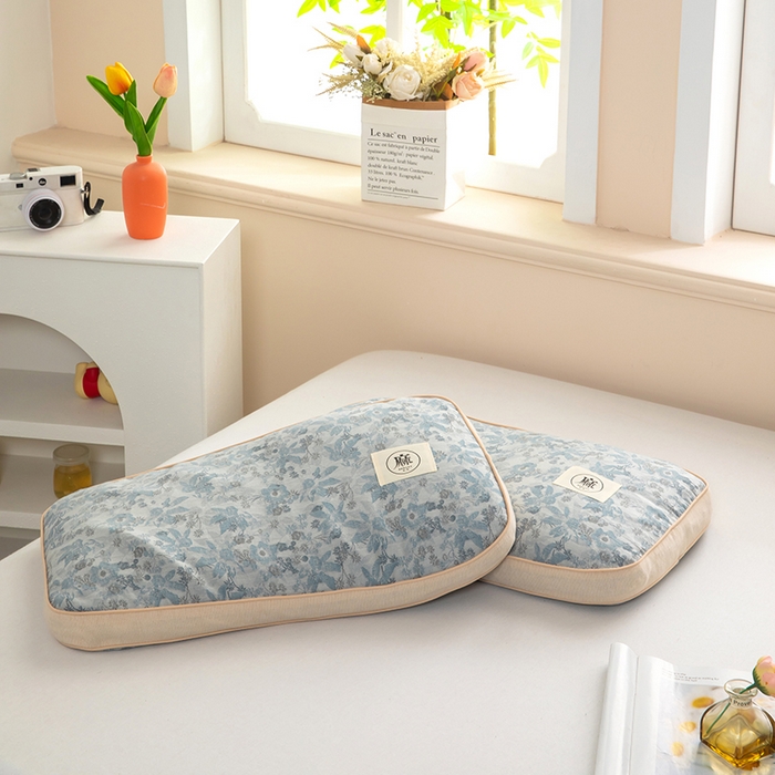 91家纺网 家纺一手货源 找家纺 梓依家纺 2025新款立体边款荞麦枕枕头枕芯 幸运草-蓝色