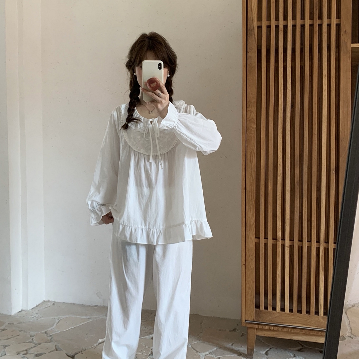 91家纺网 家纺一手货源 找家纺 （总）妍景家居生活馆 2025新款韩系田园风绣花圆领套装