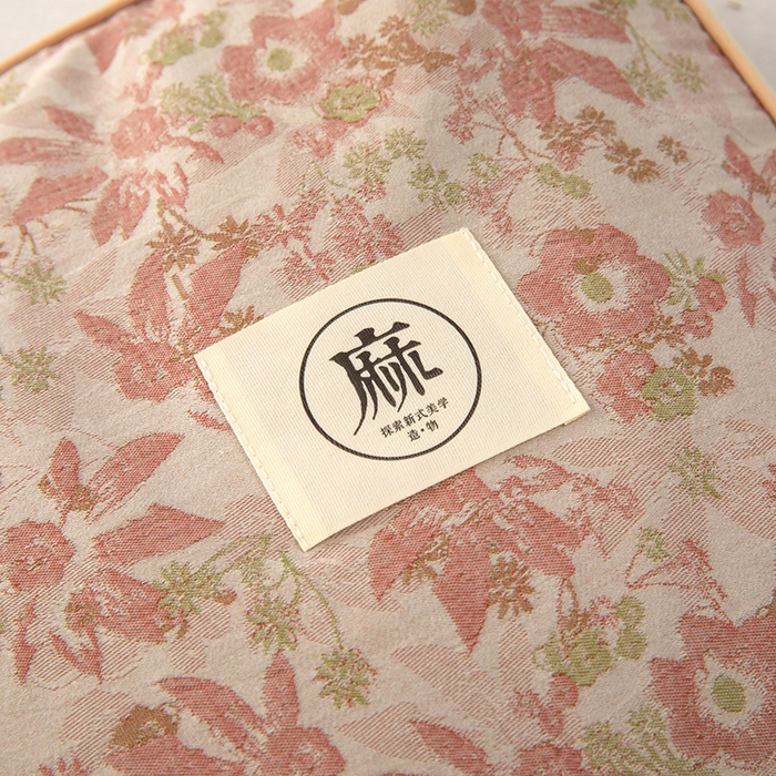 91家纺网 家纺一手货源 找家纺 梓依家纺 2025新款立体边款荞麦枕枕头枕芯 幸运草-暗红色