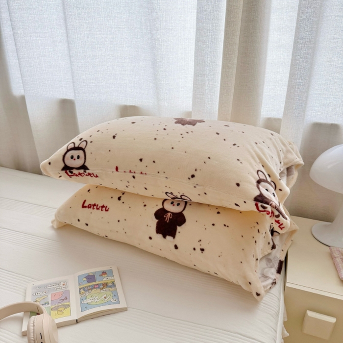 91家纺网 家纺一手货源 找家纺 （总）禧缘家纺（原梦想家）2025新款牛奶绒纯色印花双开口枕套