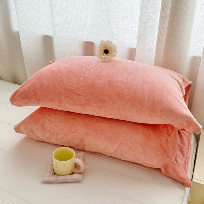 91家纺网 家纺一手货源 找家纺 （总）禧缘家纺（原梦想家）2025新款牛奶绒纯色印花双开口枕套