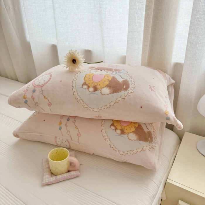 91家纺网 家纺一手货源 找家纺 （总）禧缘家纺（原梦想家）2025新款牛奶绒纯色印花双开口枕套