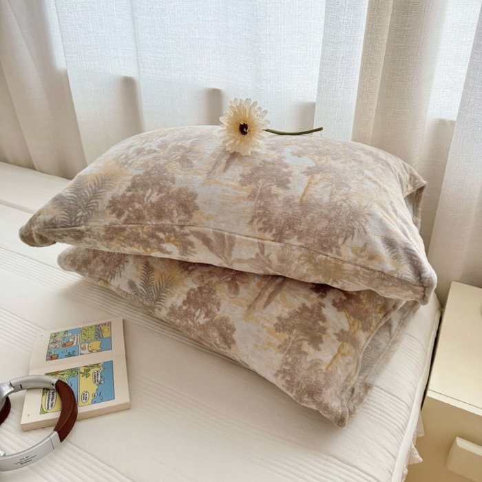 91家纺网 家纺一手货源 找家纺 （总）禧缘家纺（原梦想家）2025新款牛奶绒纯色印花双开口枕套