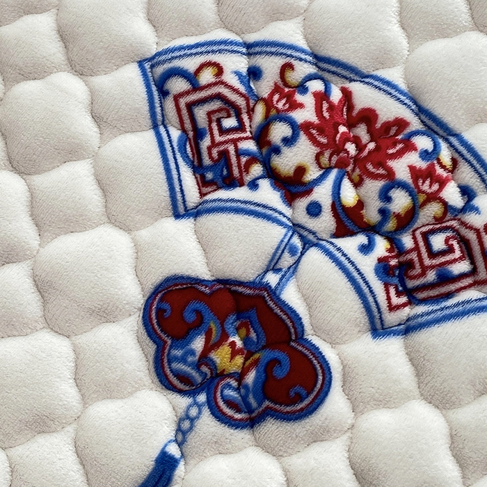 91家纺网 家纺一手货源 找家纺 索弗莱家纺 2025新款全消光牛奶绒床垫可水洗机洗床护垫 吉祥