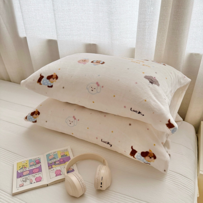 91家纺网 家纺一手货源 找家纺 （总）禧缘家纺（原梦想家）2025新款牛奶绒纯色印花双开口枕套