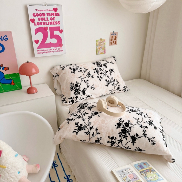 91家纺网 家纺一手货源 找家纺 （总）禧缘家纺（原梦想家）2025新款牛奶绒纯色印花双开口枕套