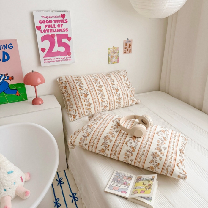 91家纺网 家纺一手货源 找家纺 禧缘家纺（原梦想家）2025新款牛奶绒纯色印花双开口枕套 冬日花园