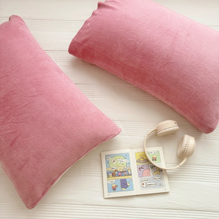 91家纺网 家纺一手货源 找家纺 禧缘家纺（原梦想家）2025新款牛奶绒纯色印花双开口枕套 豆沙色