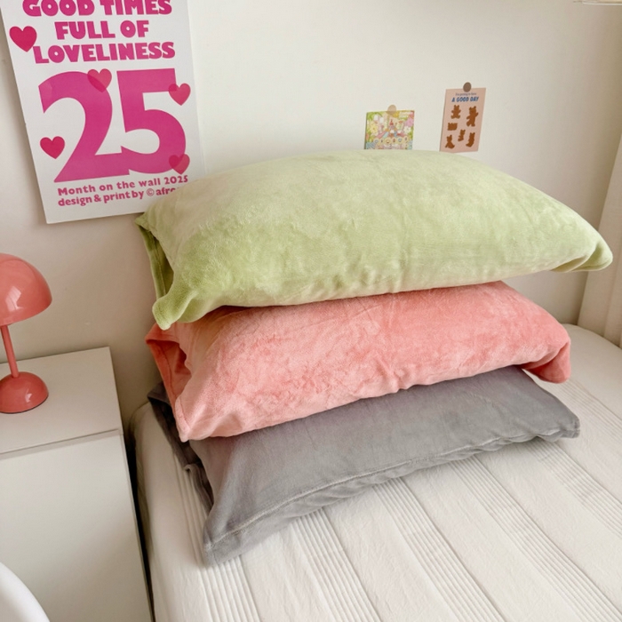 91家纺网 家纺一手货源 找家纺 禧缘家纺（原梦想家）2025新款牛奶绒纯色印花双开口枕套 粉色